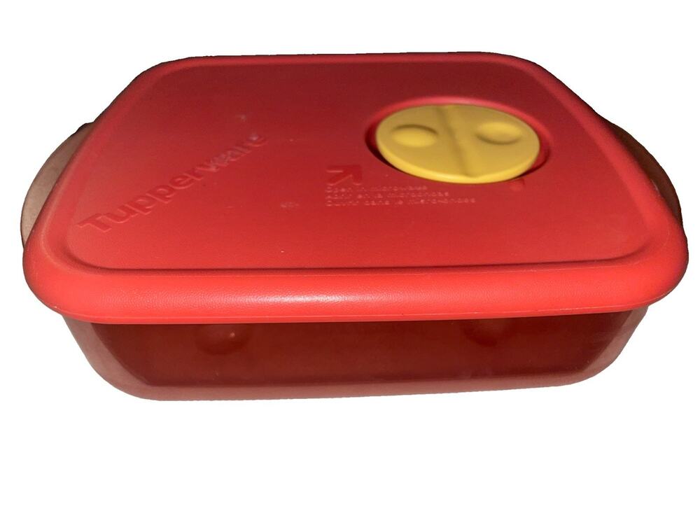 Vintage Tupperware 3385A-3 2.5 Cup/600 ML Red Vented Lid Storage Container